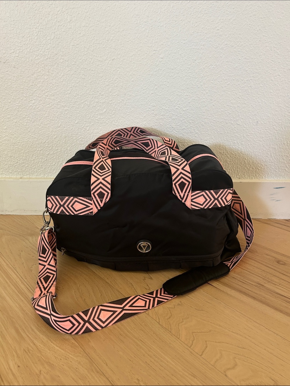 Ivivva by Lululemon "Got Game" small duffel gym tennis bag. Black and pink